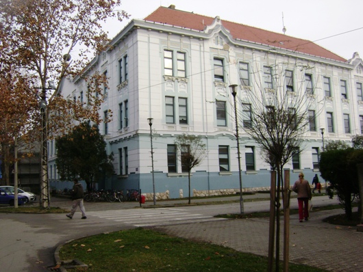 Osnovna škola "Miloje Čiplić"